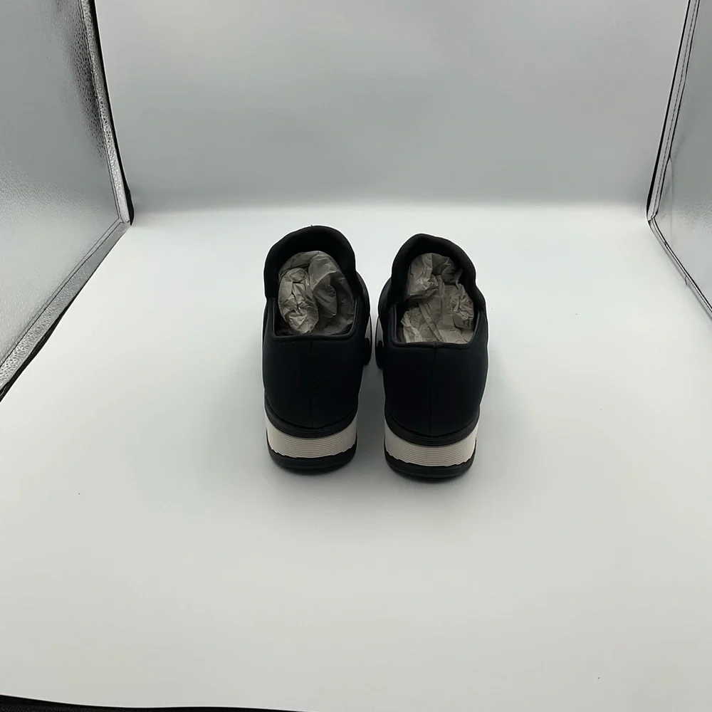 iRi NYC Wes Black Neoprene Platform Slipons Size 4.5‎